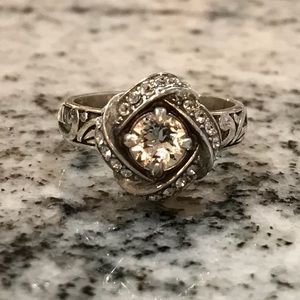 Brighton Crystal Ring 💕